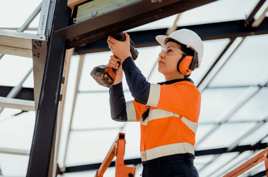Tradies: smart, high-earning and ready to spend